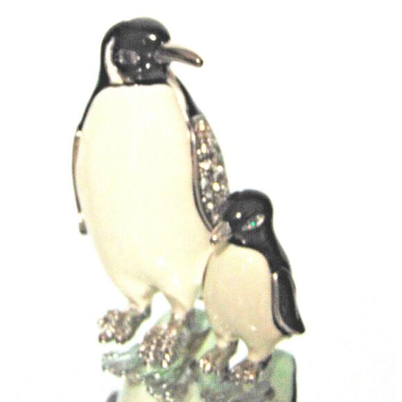 NEW Enameled Metal PENGUIN & BABY TRINKET BOX FIGURINE Austrian Crystals In Box - Picture 6 of 6